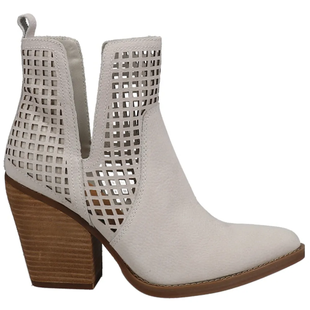 Stop N Stare Cut-Outs Pull On Pointed Toe Cowboy Booties