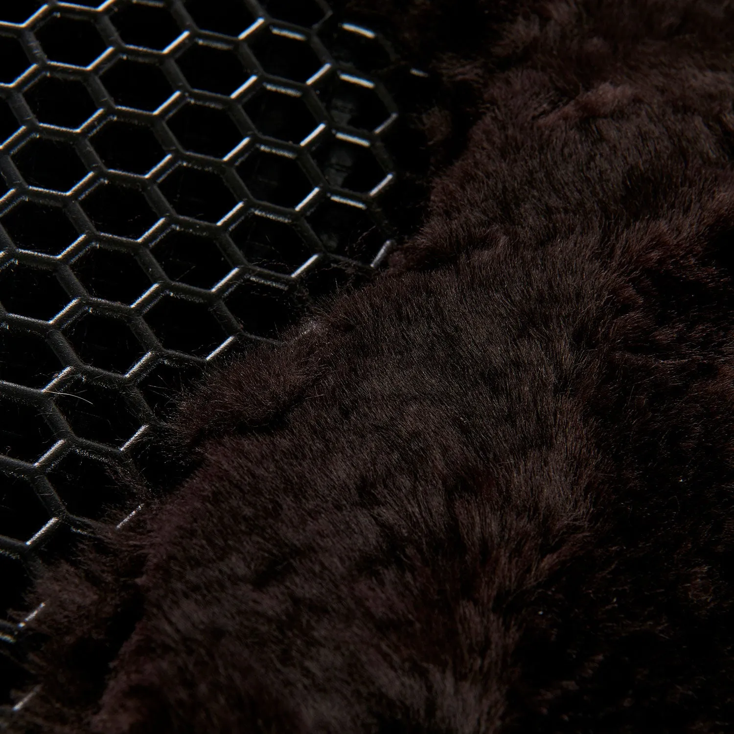 Withers Free Hexagonal Soft Gel Pad with Memory Foam & Rear Sheepskin Edge